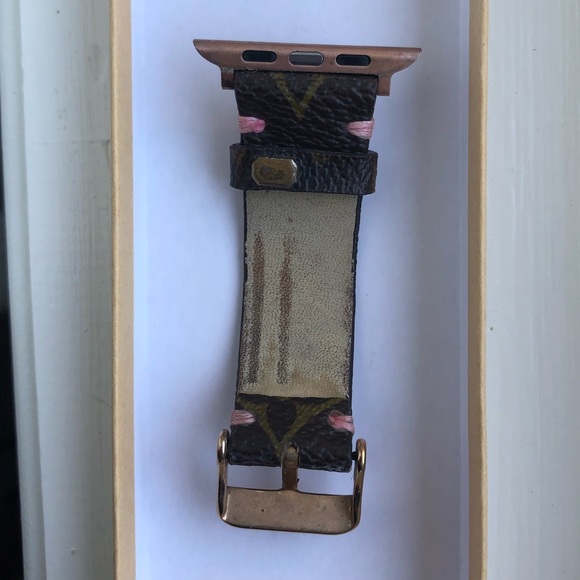 SOLD Louis Vuitton Apple Watch Band - Picture 5 of 13